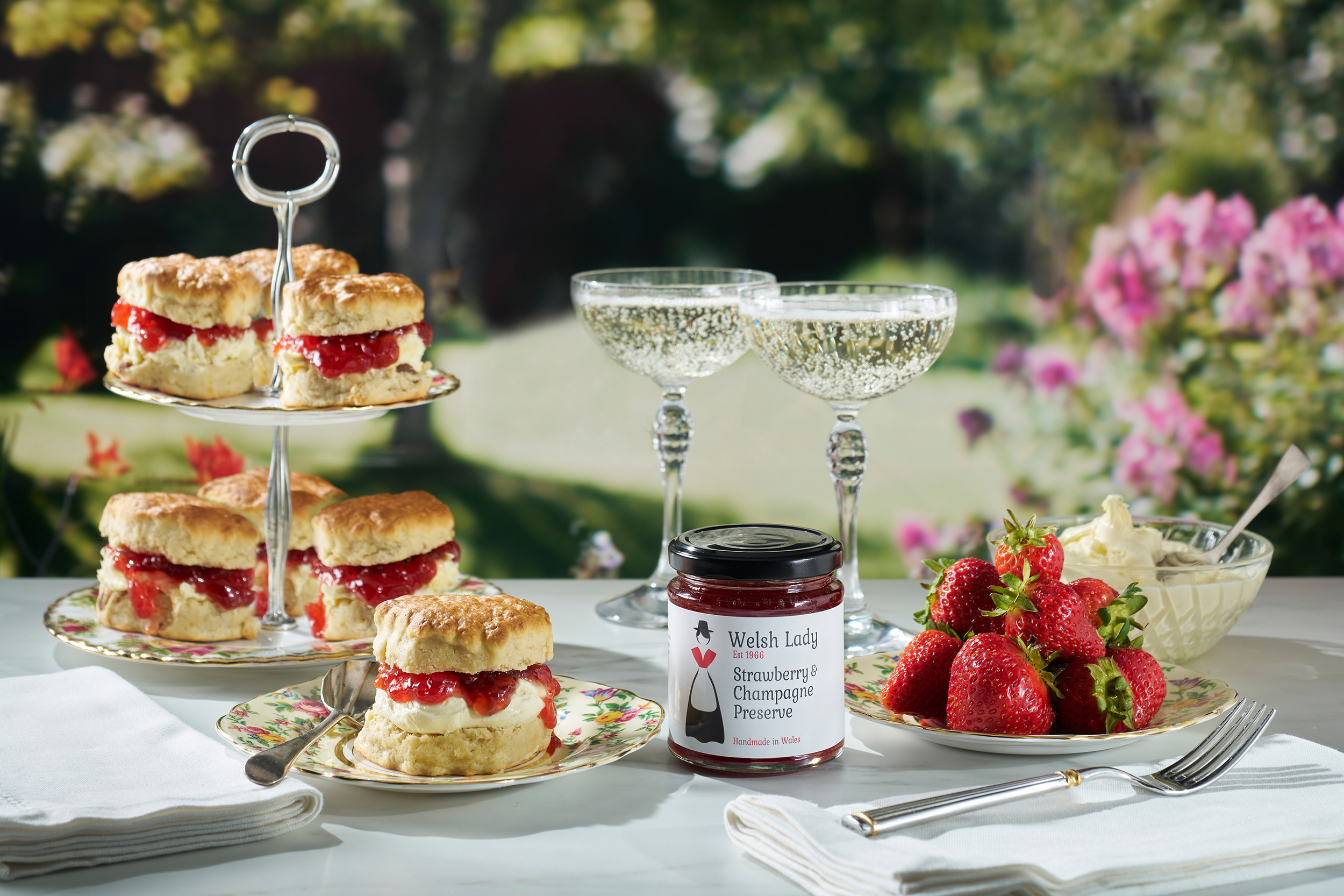 Final Strawberry & Champagne Preserve (1) (retouched)